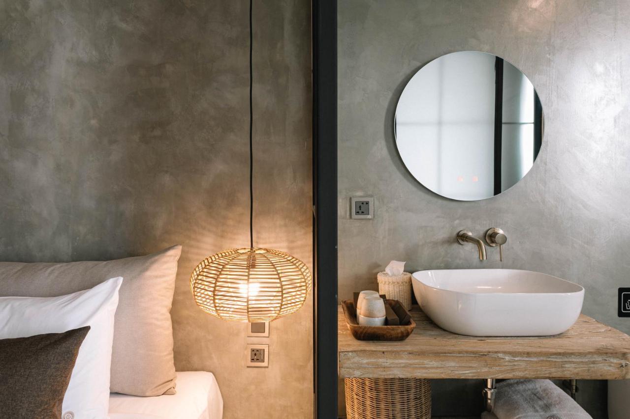 Glory Wabi Sabi Hotel 清迈古城荣耀侘寂酒店 Τσιάνγκ Μάι Εξωτερικό φωτογραφία